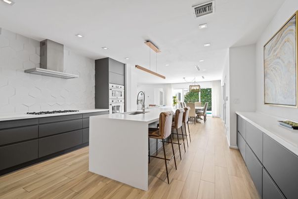 Dining room, Interior, Kitchen, Pendant Lights, Recessed Lighting, Wood Texture Flooring