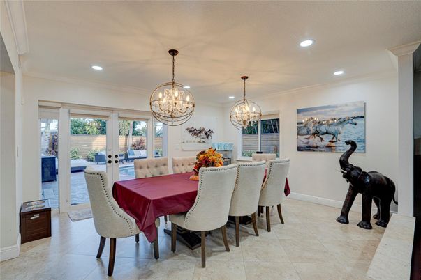 Chandelier, Dining room, Interior, Recessed Lighting