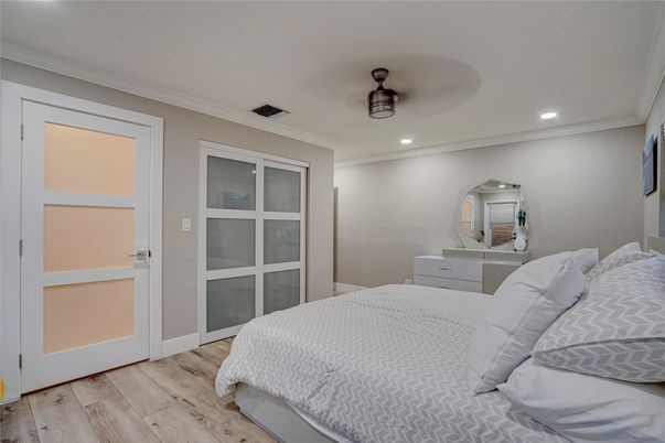 Bedroom, Interior, Recessed Lighting, Wood Texture Flooring