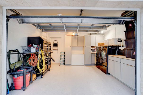 Garage, Interior, Washer