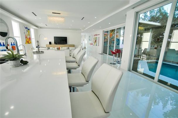 Chandelier, Interior, Living room, Recessed Lighting