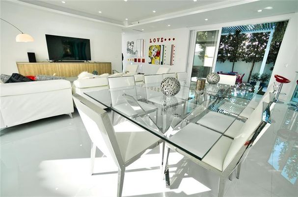 Dining room, Interior, Living room, Recessed Lighting