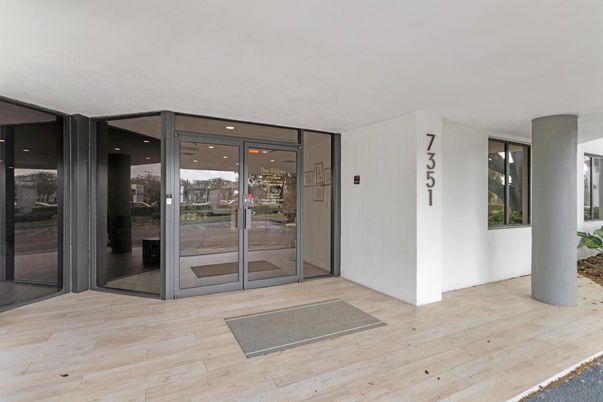 Exterior, Wood Texture Flooring