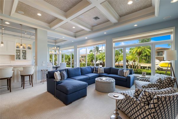 Interior, Living room, Pendant Lights, Recessed Lighting