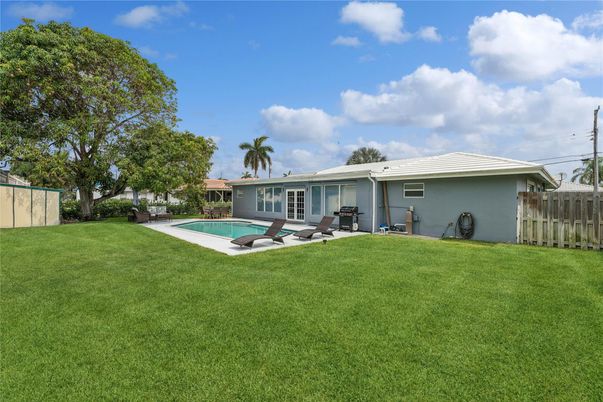 Backyard, Exterior, Pool