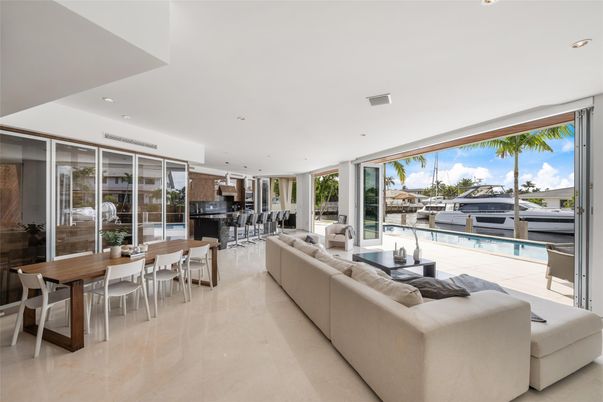Dining room, Interior, Kitchen, Living room, Pendant Lights, Recessed Lighting, Water