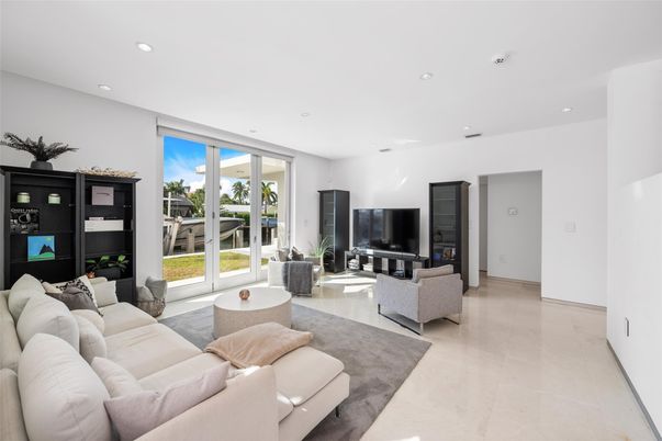 Interior, Living room, Recessed Lighting