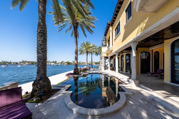 Exterior, Lake, Pool