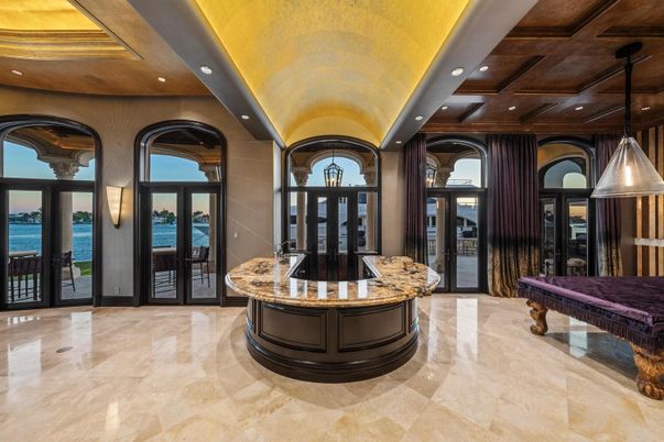 Interior, Pendant Lights, Recessed Lighting, Water