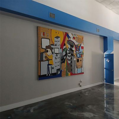 Empty room, Interior
