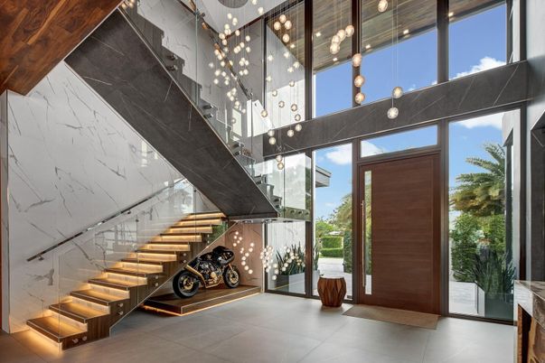 Interior, Marble Walls, Pendant Lights