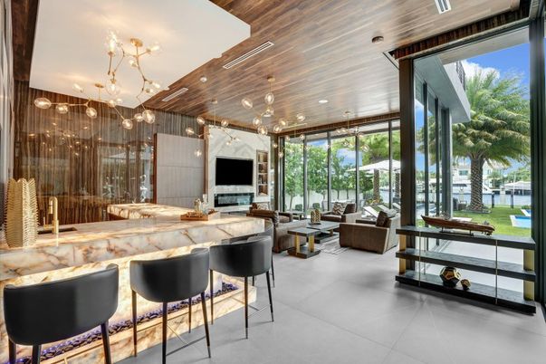 Interior, Living room, Pendant Lights, Recessed Lighting