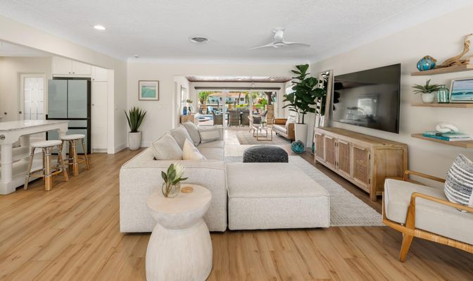 Dining room, Interior, Living room, Recessed Lighting, Wood Texture Flooring
