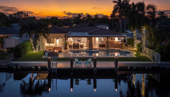 Exterior, Lake, Pool
