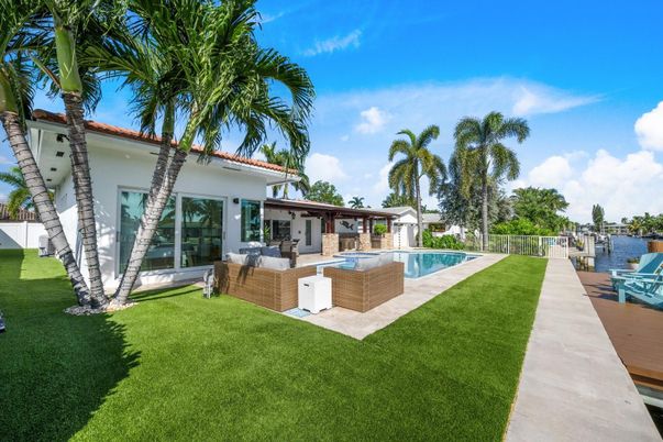 Backyard, Exterior, Pool