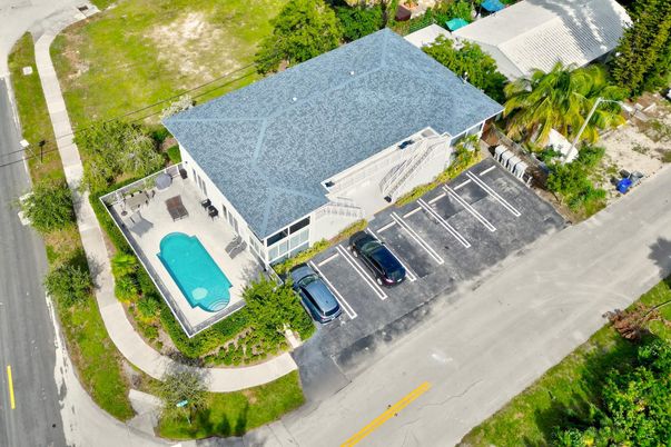 Exterior, Drone