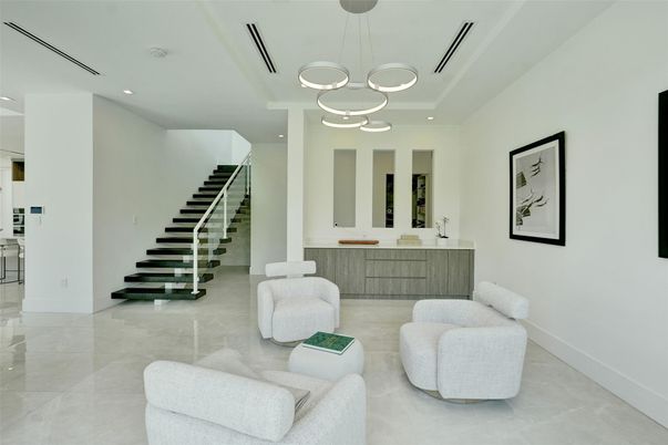 Interior, Living room, Pendant Lights, Recessed Lighting