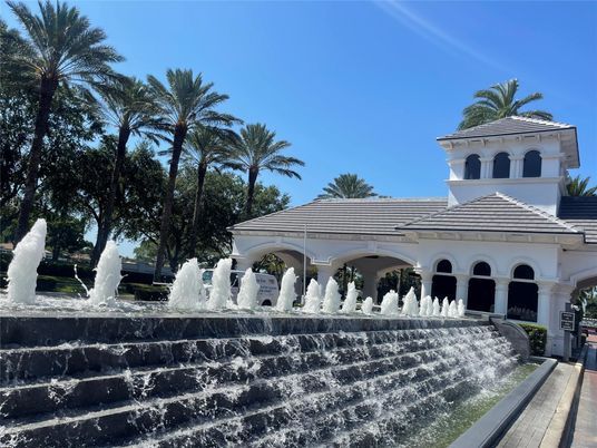 Exterior, Facade, Mediterranean