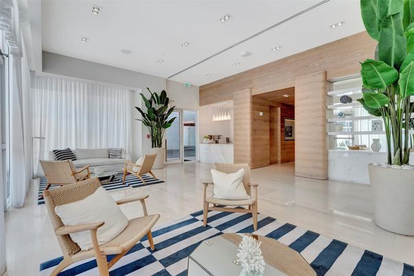 Interior, Living room, Recessed Lighting, Wooden Walls