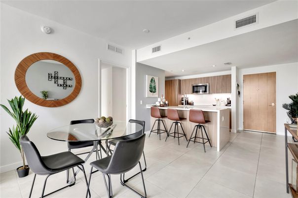 Dining room, Interior, Kitchen, Recessed Lighting