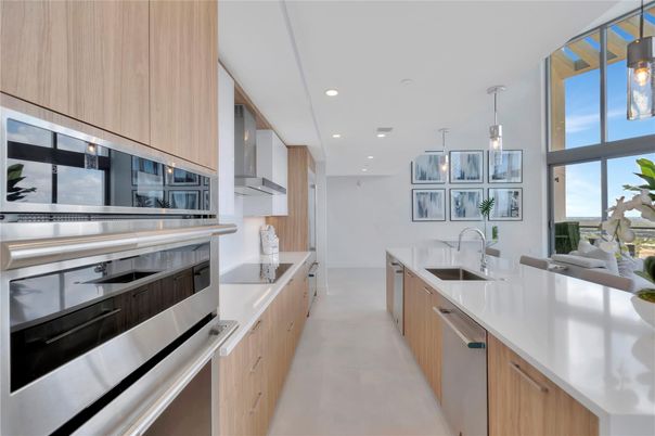 Interior, Kitchen, Pendant Lights, Recessed Lighting, Stainless Steel Appliances