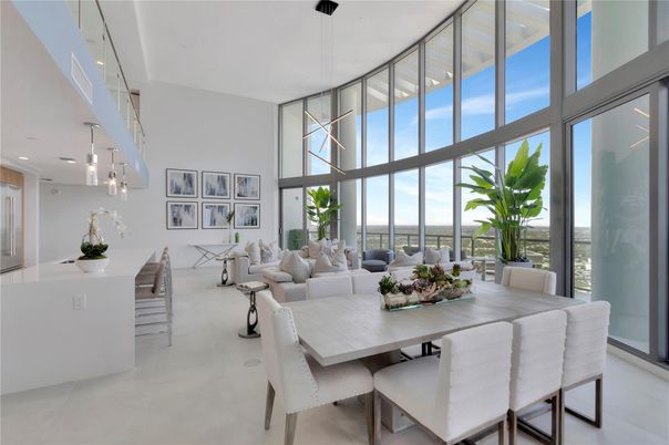 Dining room, Interior, Living room, Pendant Lights, Recessed Lighting