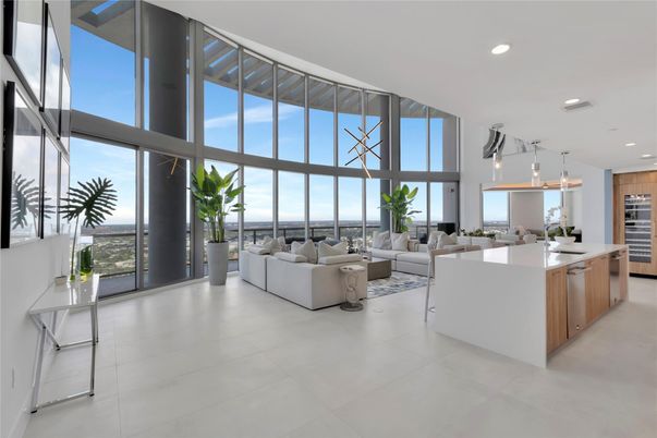 Dining room, Interior, Kitchen, Living room, Pendant Lights, Recessed Lighting, Stainless Steel Appliances