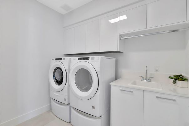 Interior, Washer
