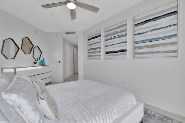 Bedroom, Interior, Recessed Lighting