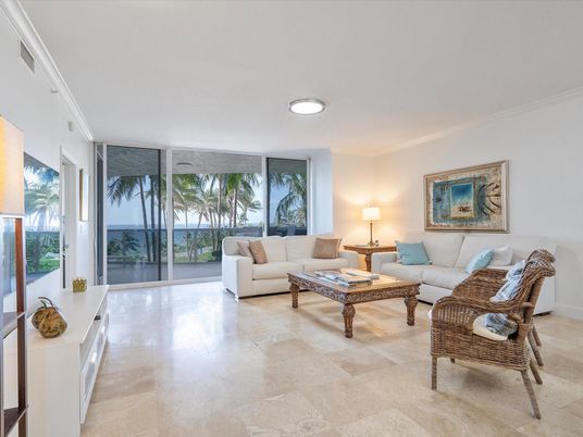 Interior, Living room, Water