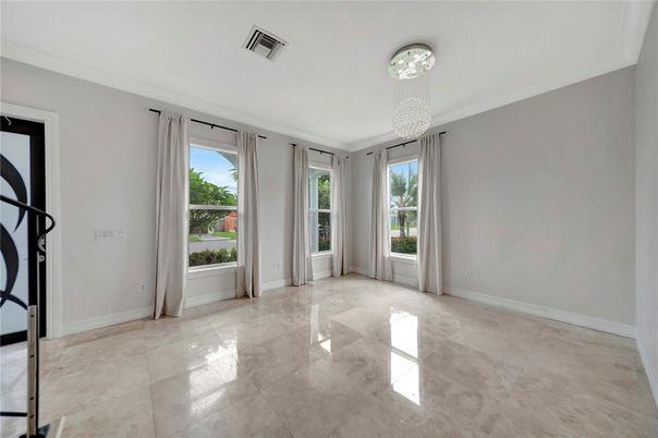Chandelier, Empty room, Interior