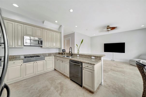Interior, Kitchen, Recessed Lighting