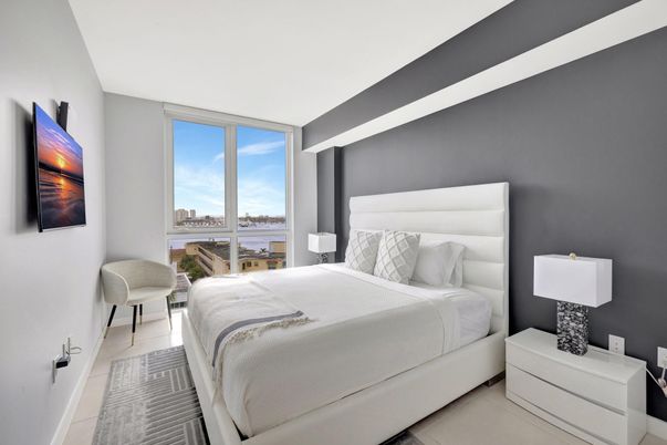 Bedroom, Interior, Water