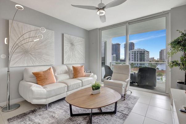 Interior, Living room, Water