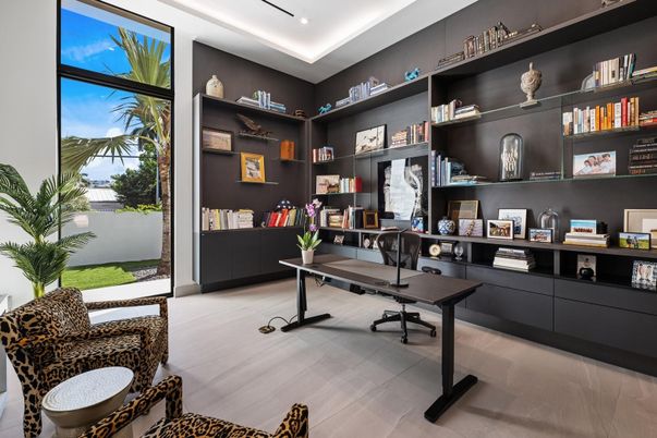 Home Office, Interior, Recessed Lighting, Wood Texture Flooring