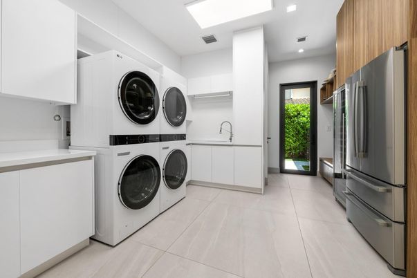 Interior, Recessed Lighting, Washer