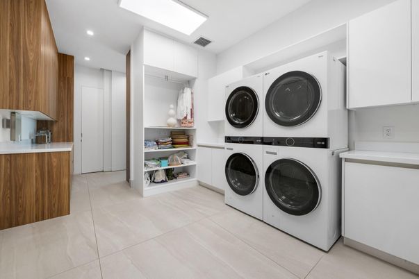 Interior, Recessed Lighting, Washer