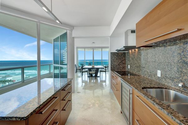 Dining room, Interior, Kitchen, Pendant Lights, Water