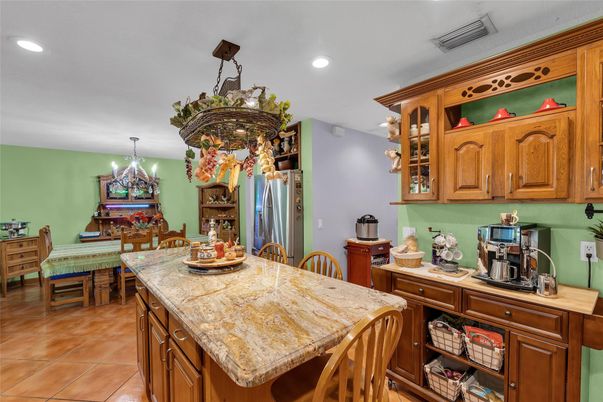 Chandelier, Dining room, Interior, Kitchen, Recessed Lighting