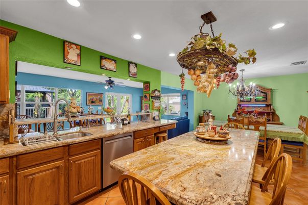 Chandelier, Dining room, Interior, Kitchen, Recessed Lighting
