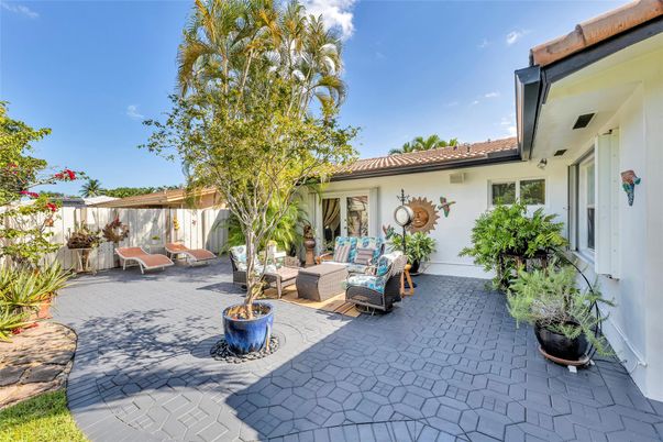 Backyard, Exterior