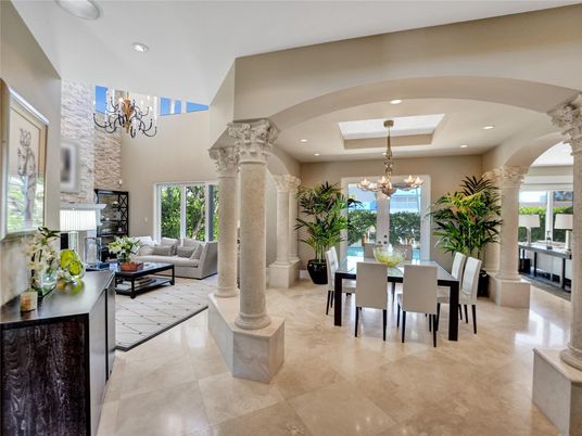 Chandelier, Dining room, Interior, Living room, Recessed Lighting