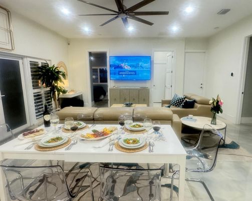 Dining room, Interior, Living room, Recessed Lighting