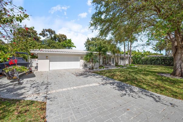 Backyard, Detached Garage, Exterior