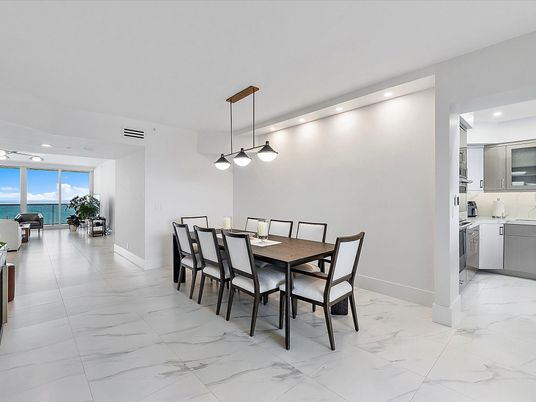 Dining room, Interior, Kitchen, Marble, Pendant Lights, Recessed Lighting, Water