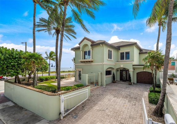 Attached, Backyard, Exterior, Facade, Mediterranean