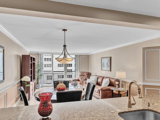 Interior, Living room, Pendant Lights