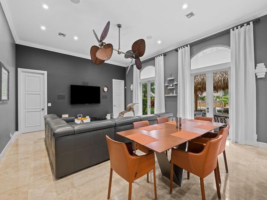 Dining room, Interior, Living room, Recessed Lighting