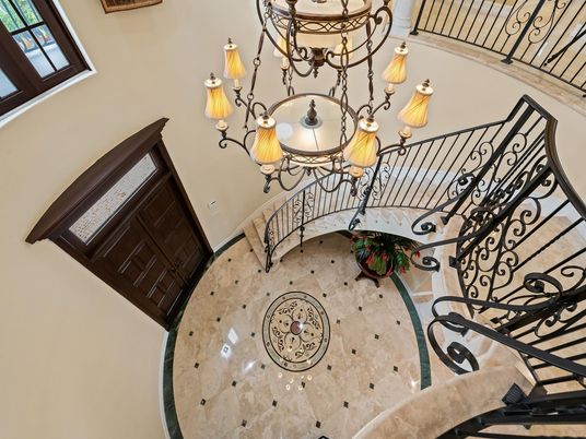 Chandelier, Interior