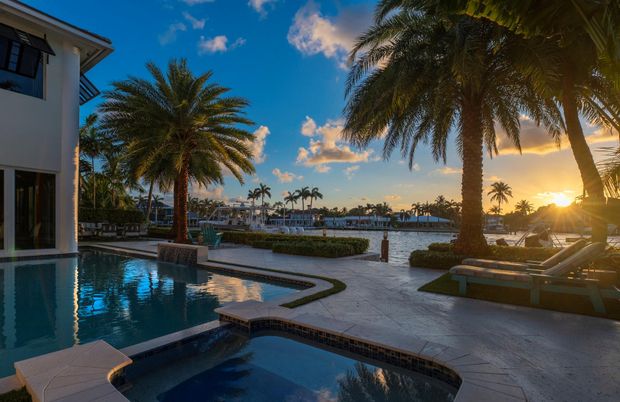 Exterior, Lake, Pool